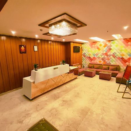 The Triumph Hotel Varanasi Esterno foto