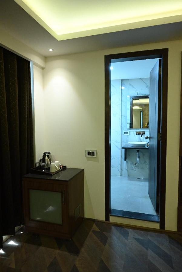 The Triumph Hotel Varanasi Esterno foto