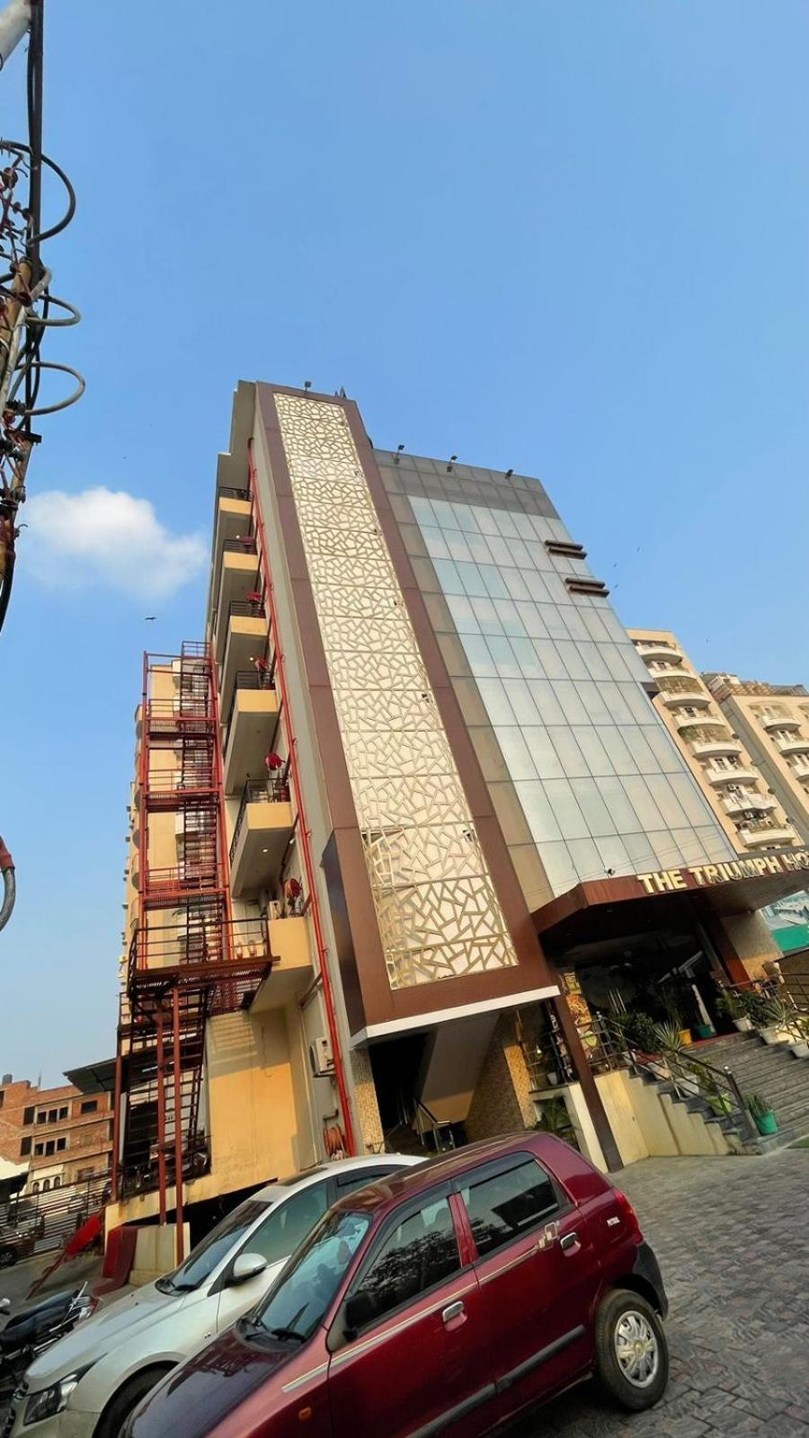 The Triumph Hotel Varanasi Esterno foto