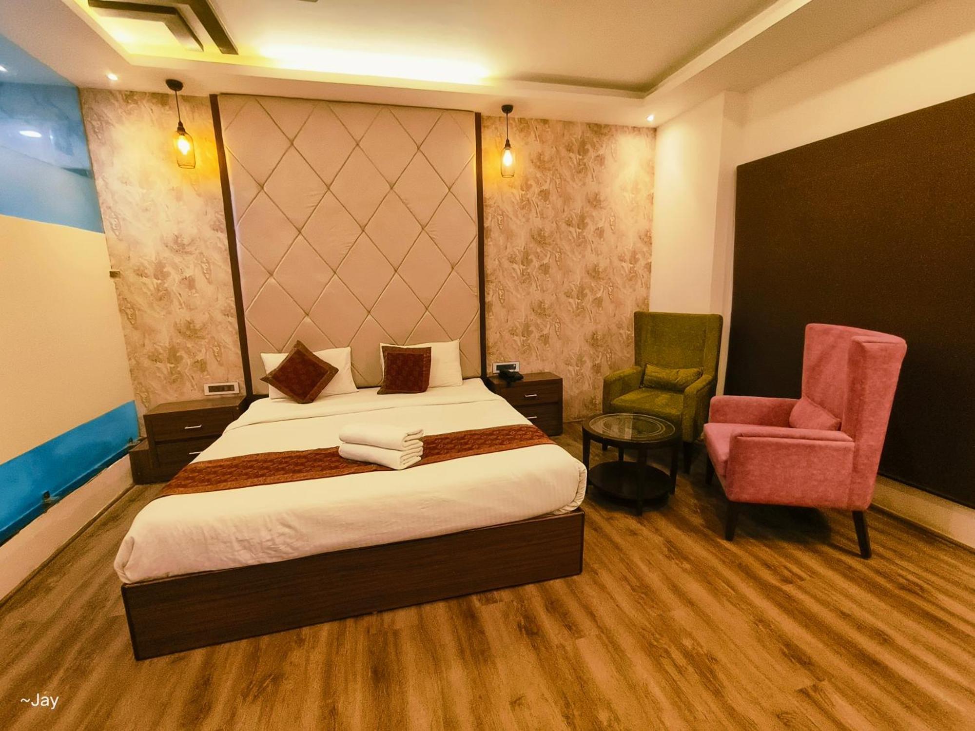The Triumph Hotel Varanasi Esterno foto